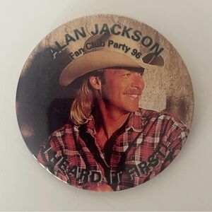 Source Unknown Country Music Fan Brooch